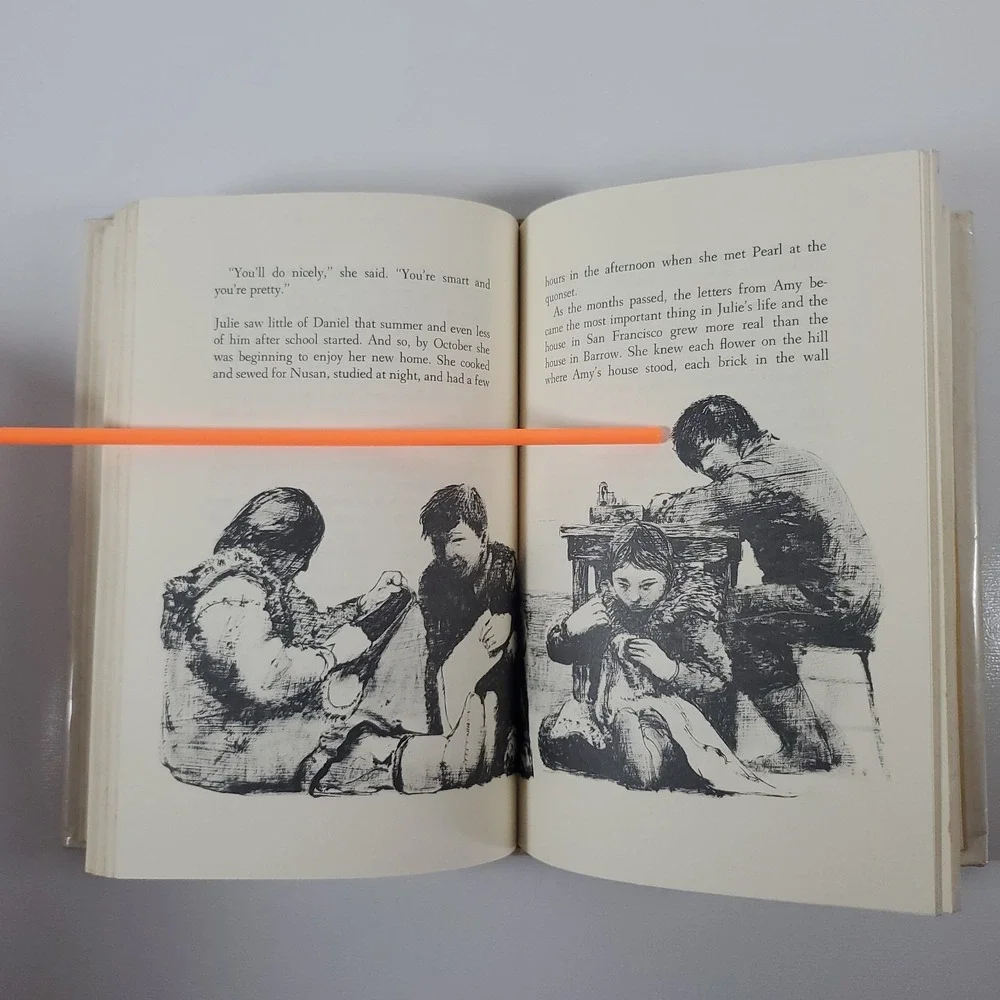 JULIE OF THE WOLVES by Jean Craighead George, Newberry Medal Winner, 1972 HC/DJ
